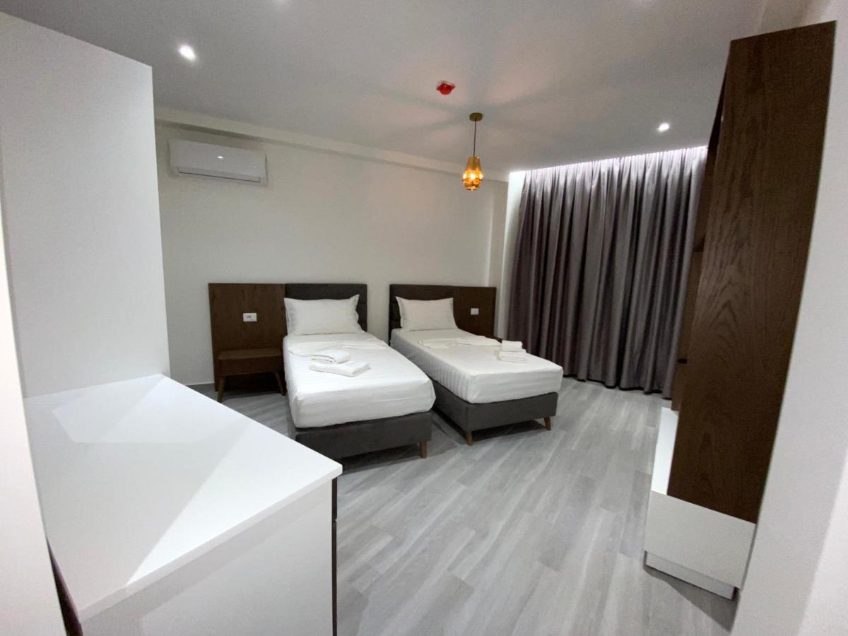 The Honeycomb Boutique Hotel Голем Екстер'єр фото