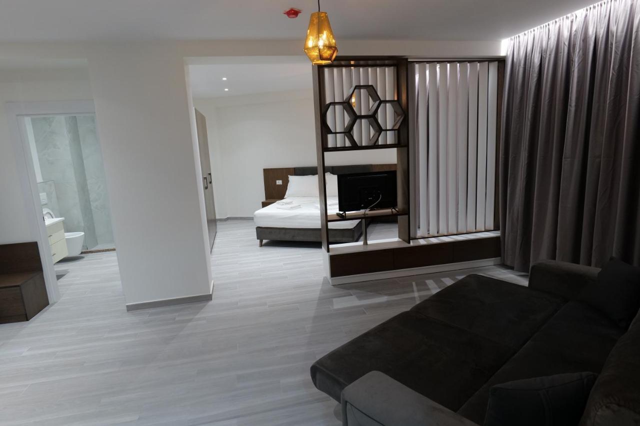 The Honeycomb Boutique Hotel Голем Екстер'єр фото