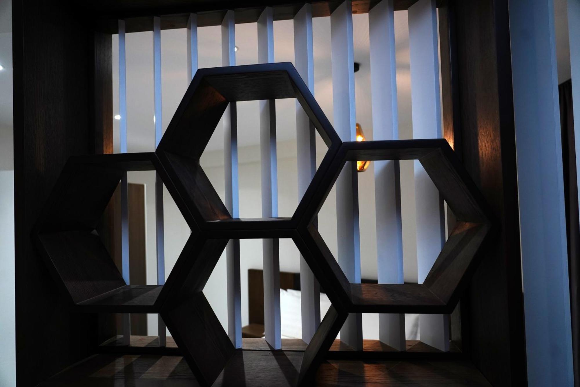 The Honeycomb Boutique Hotel Голем Екстер'єр фото