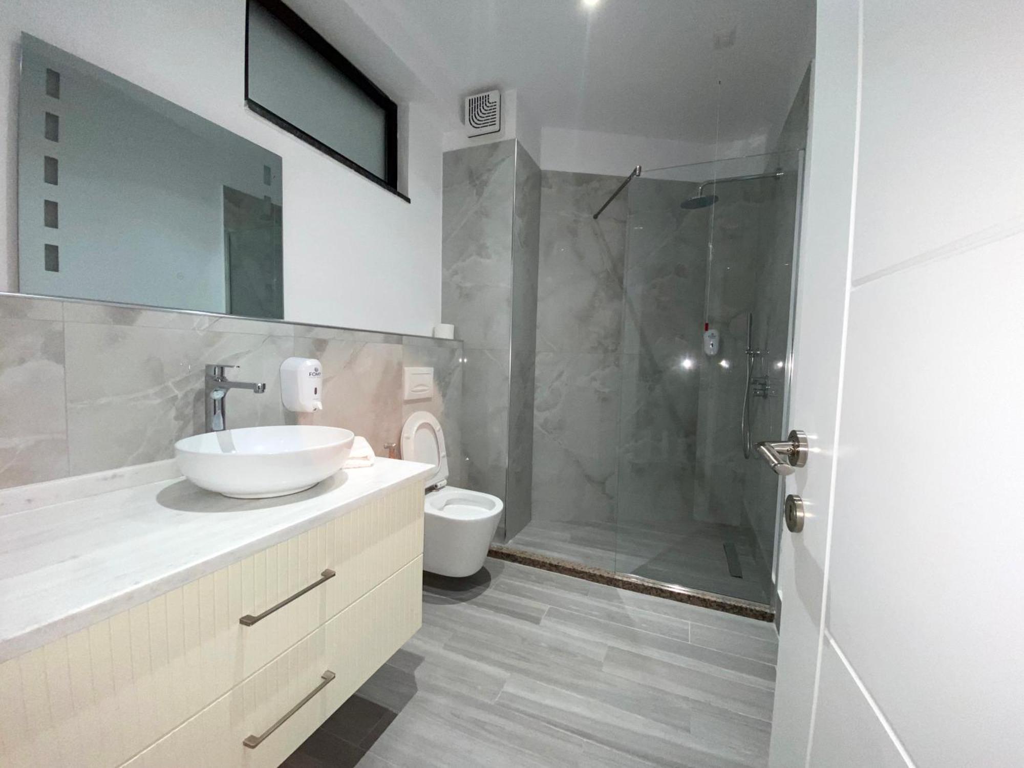 The Honeycomb Boutique Hotel Голем Екстер'єр фото