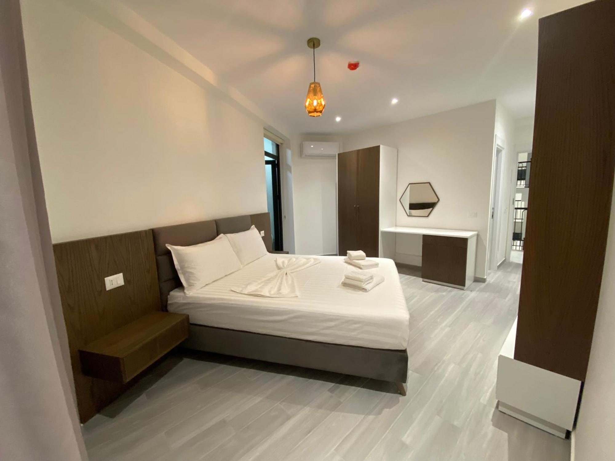 The Honeycomb Boutique Hotel Голем Екстер'єр фото