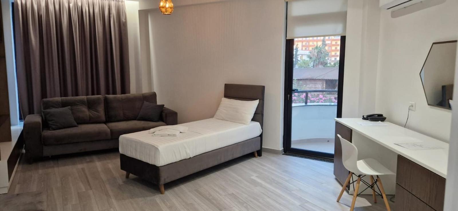 The Honeycomb Boutique Hotel Голем Екстер'єр фото